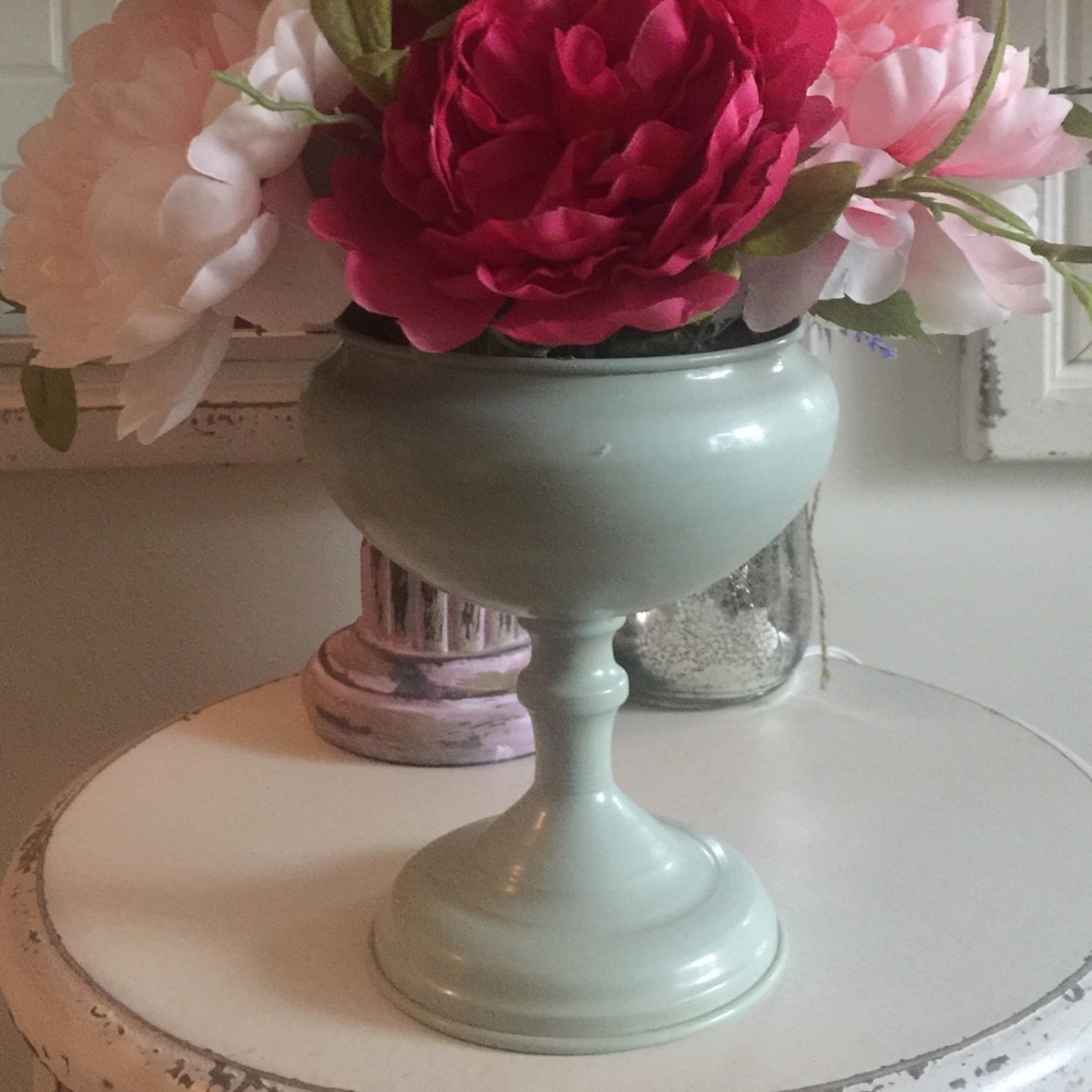 Floral Arrangement View 4